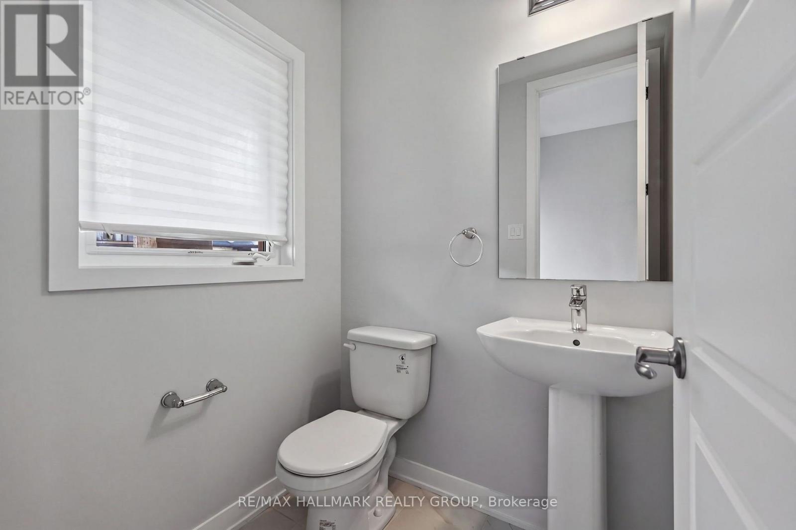 717 Fenwick Way, Ottawa, Ontario  K2J 7E2 - Photo 3 - X13656742