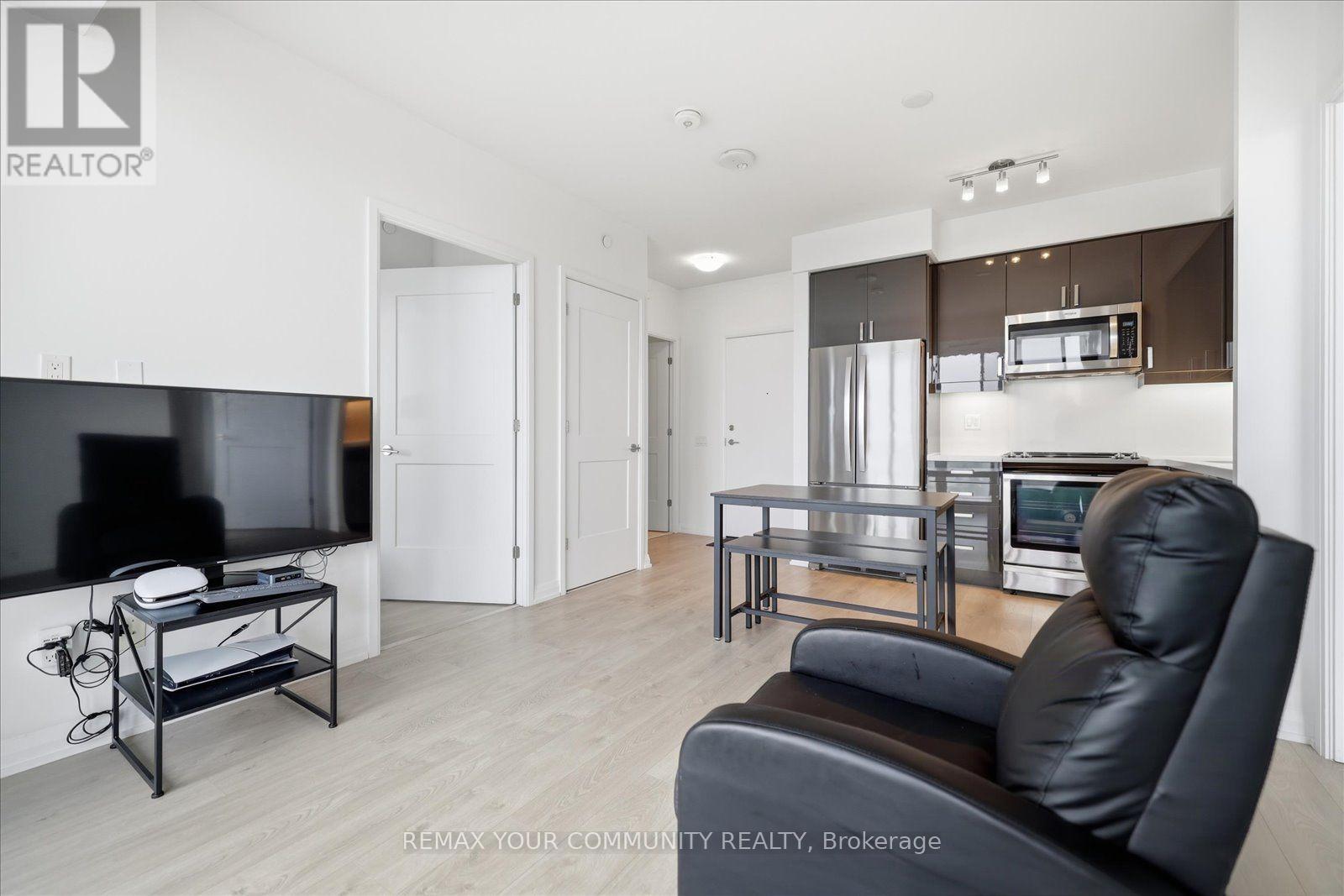 2214 - 7895 Jane Street, Vaughan, Ontario  L4K 2M7 - Photo 9 - N13656510