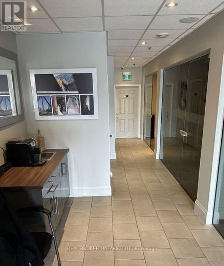 39 - Office Room - 665 Millway Avenue, Vaughan, Ontario  L4K 3T8 - Photo 4 - N13656522