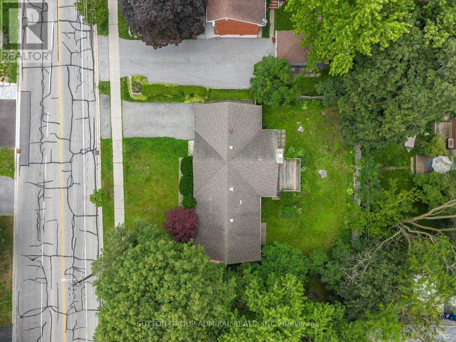 261 Carol Avenue, Newmarket, Ontario  L3Y 4T2 - Photo 44 - N13656550