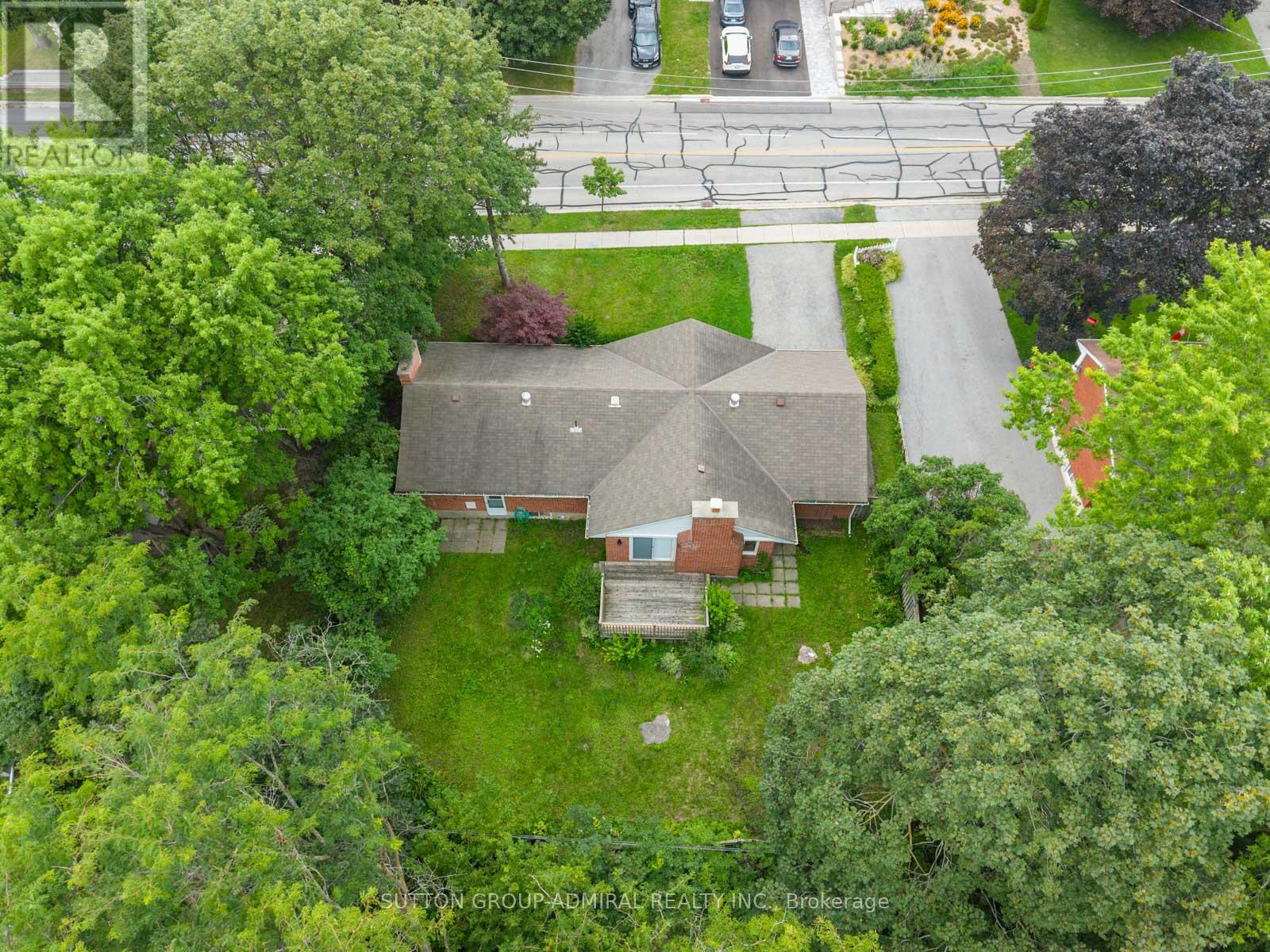 261 Carol Avenue, Newmarket, Ontario  L3Y 4T2 - Photo 49 - N13656550