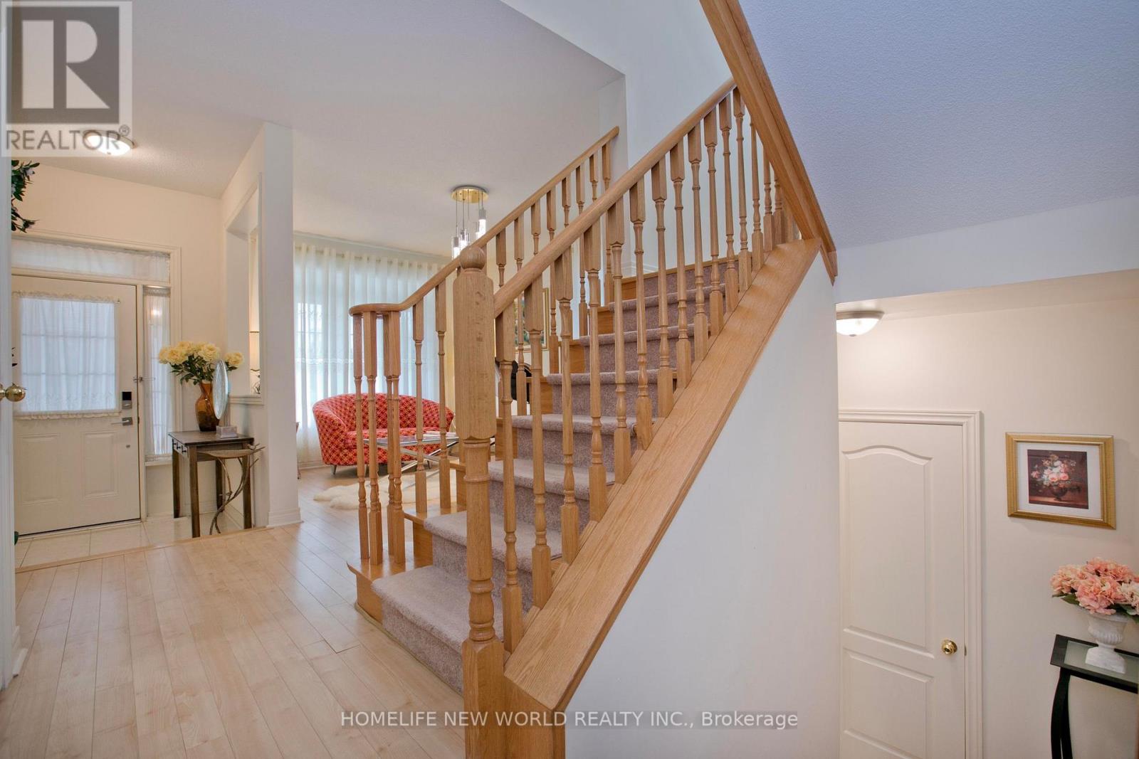 153 Alexander Lawrie Avenue, Markham, Ontario  L6E 0J3 - Photo 5 - N13656636