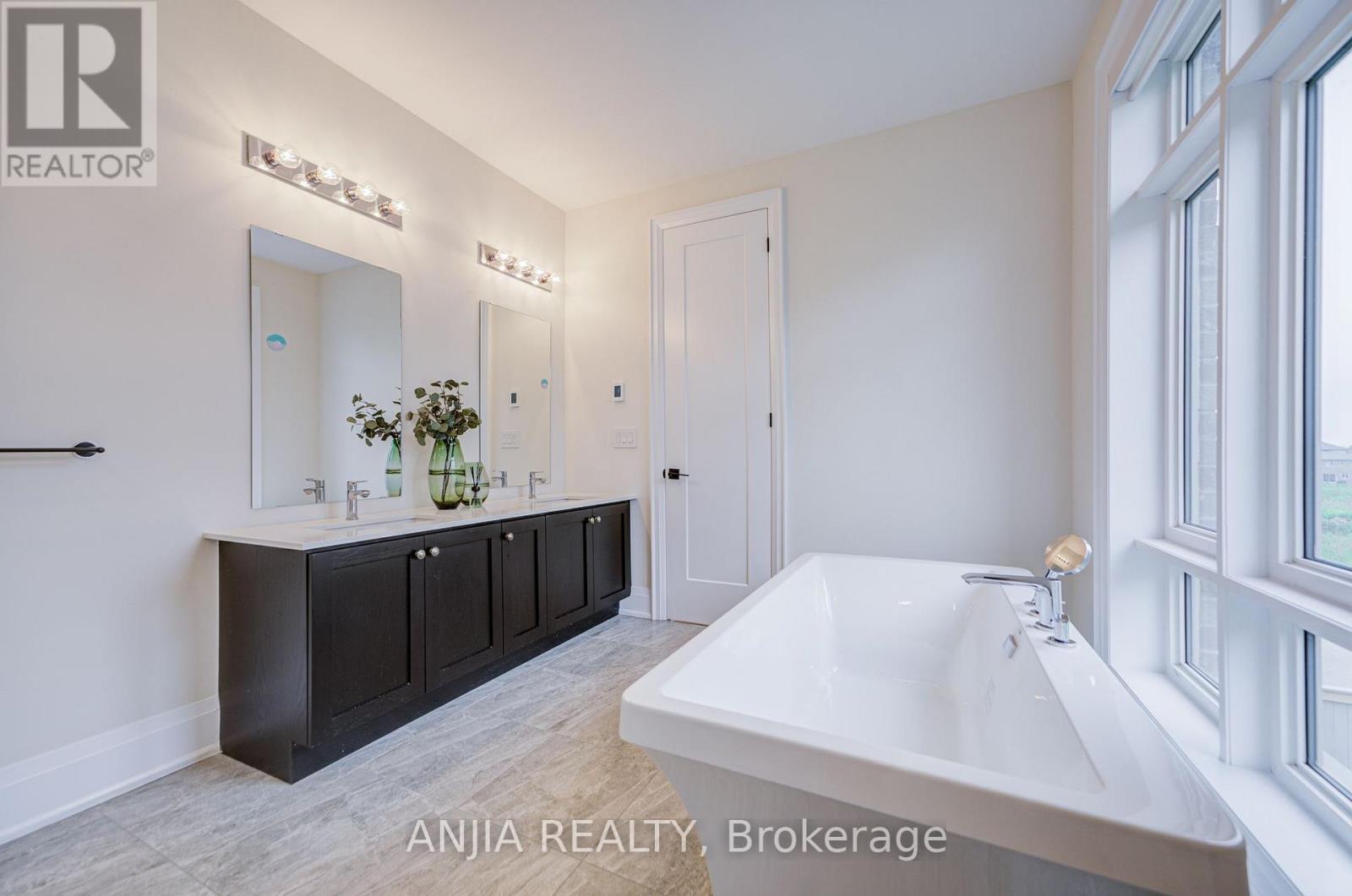 80 William Logan Drive, Richmond Hill, Ontario  L4E 1J9 - Photo 44 - N13656668