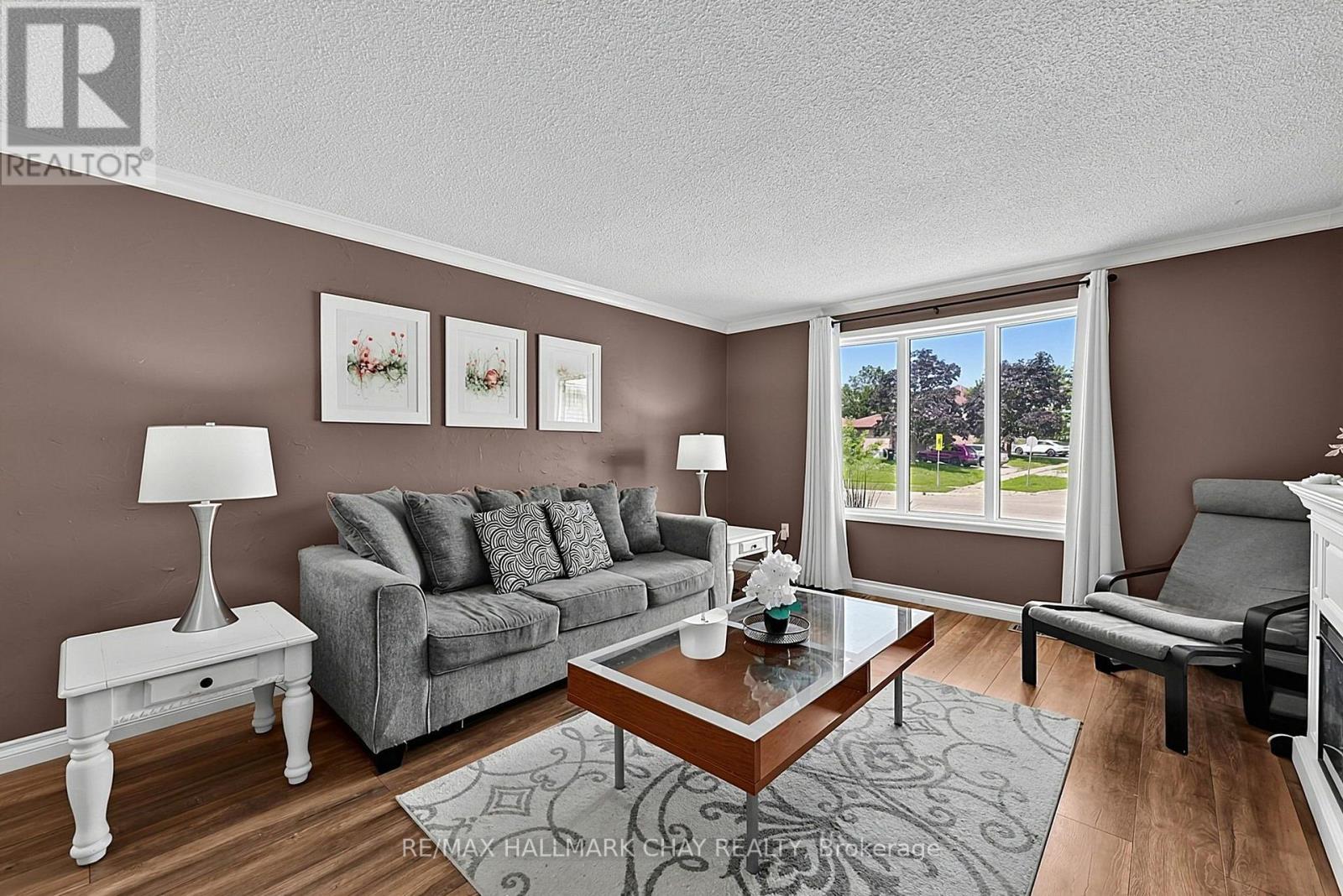 73 Browning Trail, Barrie (Letitia Heights), Ontario  L4N 6J4 - Photo 2 - S13656580
