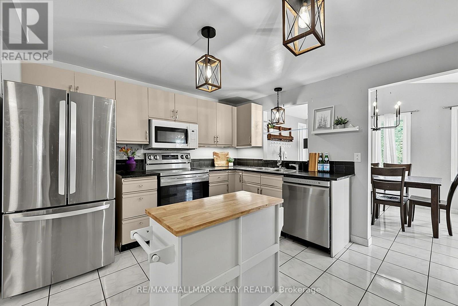 73 Browning Trail, Barrie (Letitia Heights), Ontario  L4N 6J4 - Photo 7 - S13656580