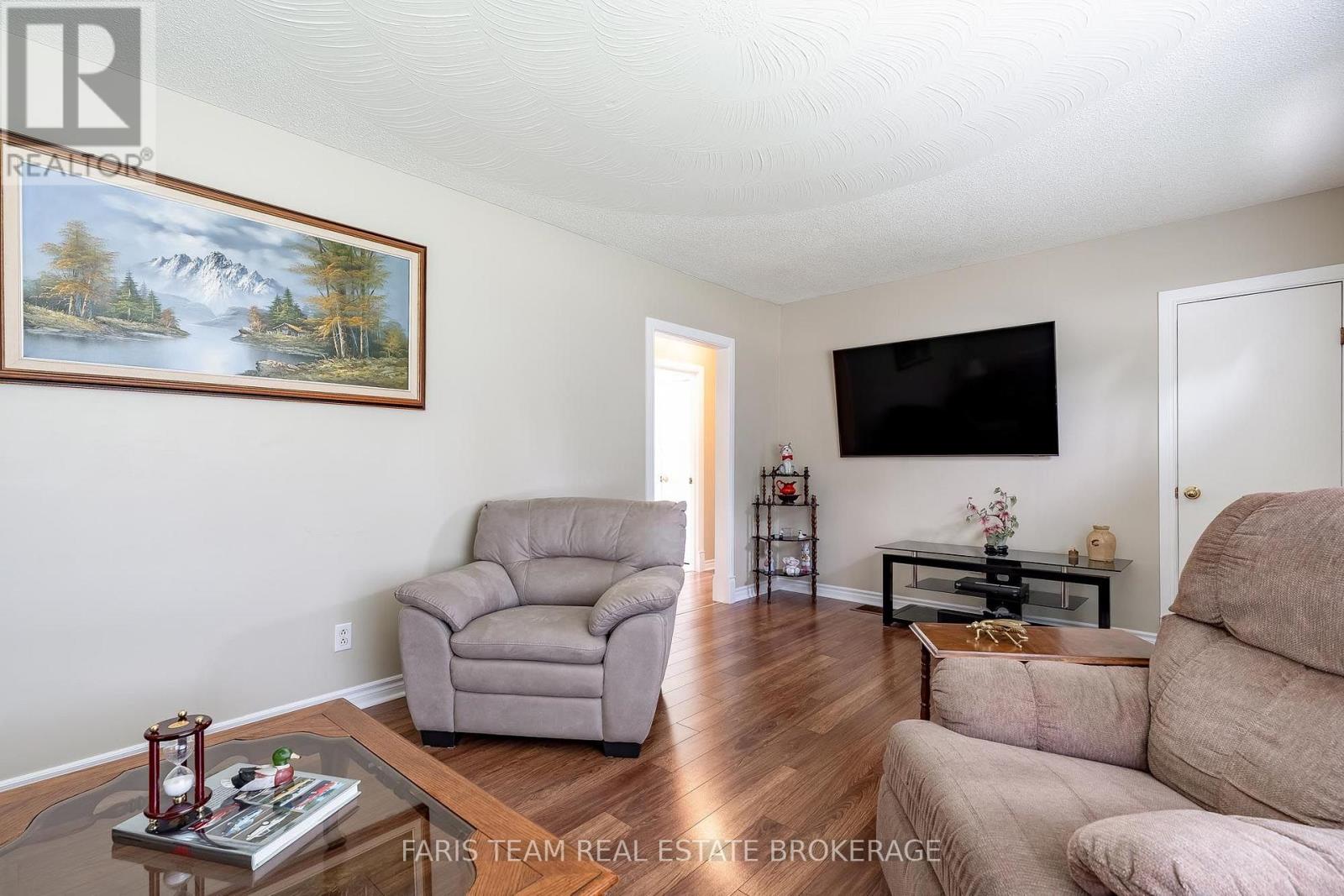207 Warnica Road, Barrie (Painswick North), Ontario L4N 3Z2 - Photo 10 - S13656676