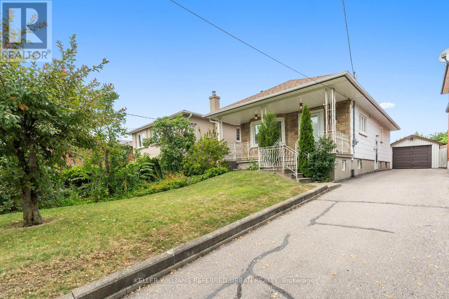 114 Gracefield Avenue, Toronto, Ontario  M6L 1L1 - Photo 39 - W13656514