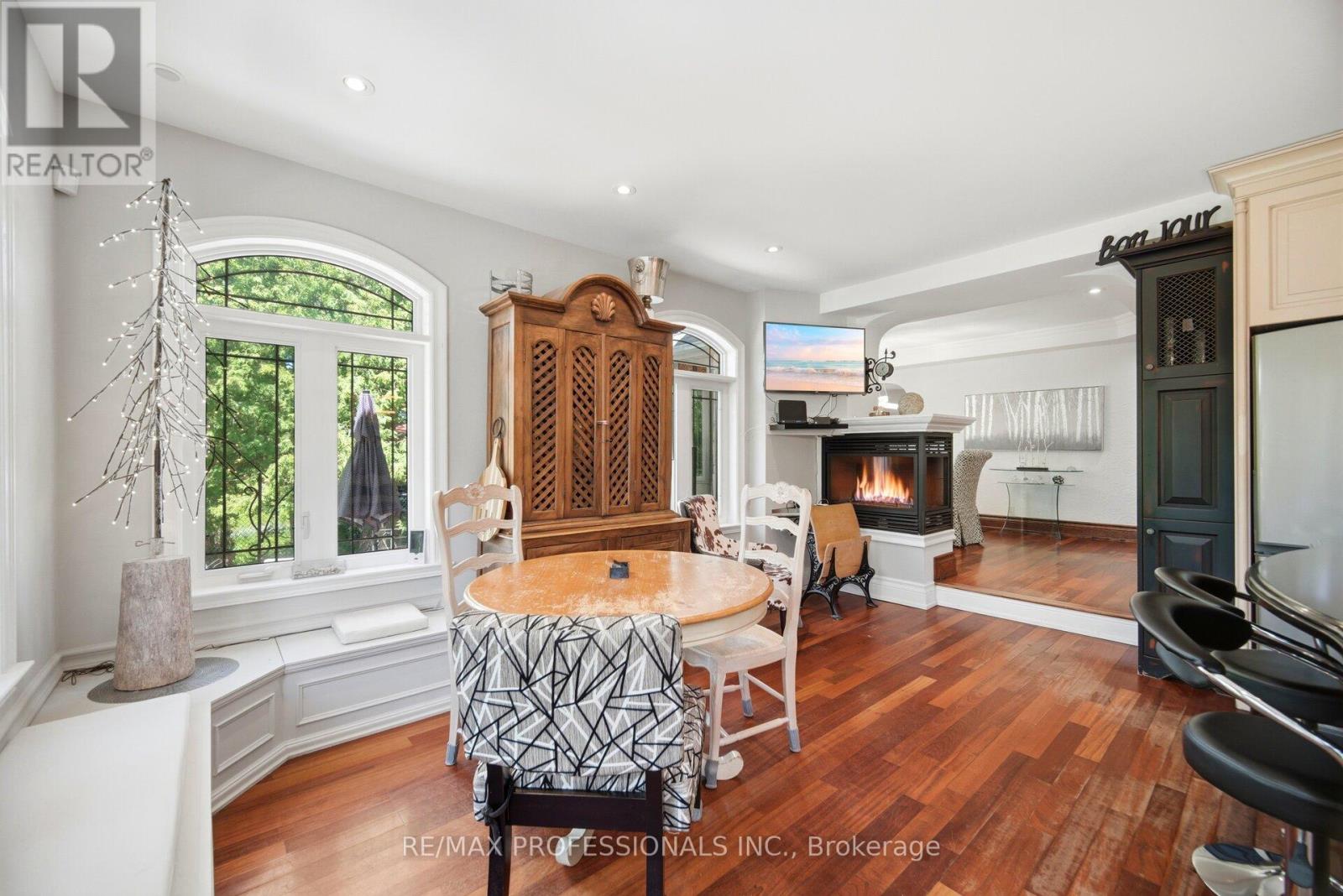1114 Kipling Avenue, Toronto, Ontario  M9B 3M5 - Photo 16 - W13656620