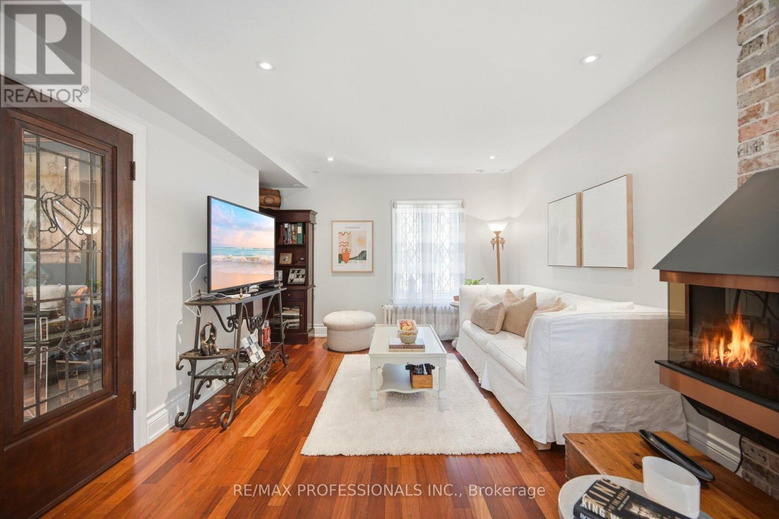 1114 Kipling Avenue, Toronto, Ontario  M9B 3M5 - Photo 18 - W13656620