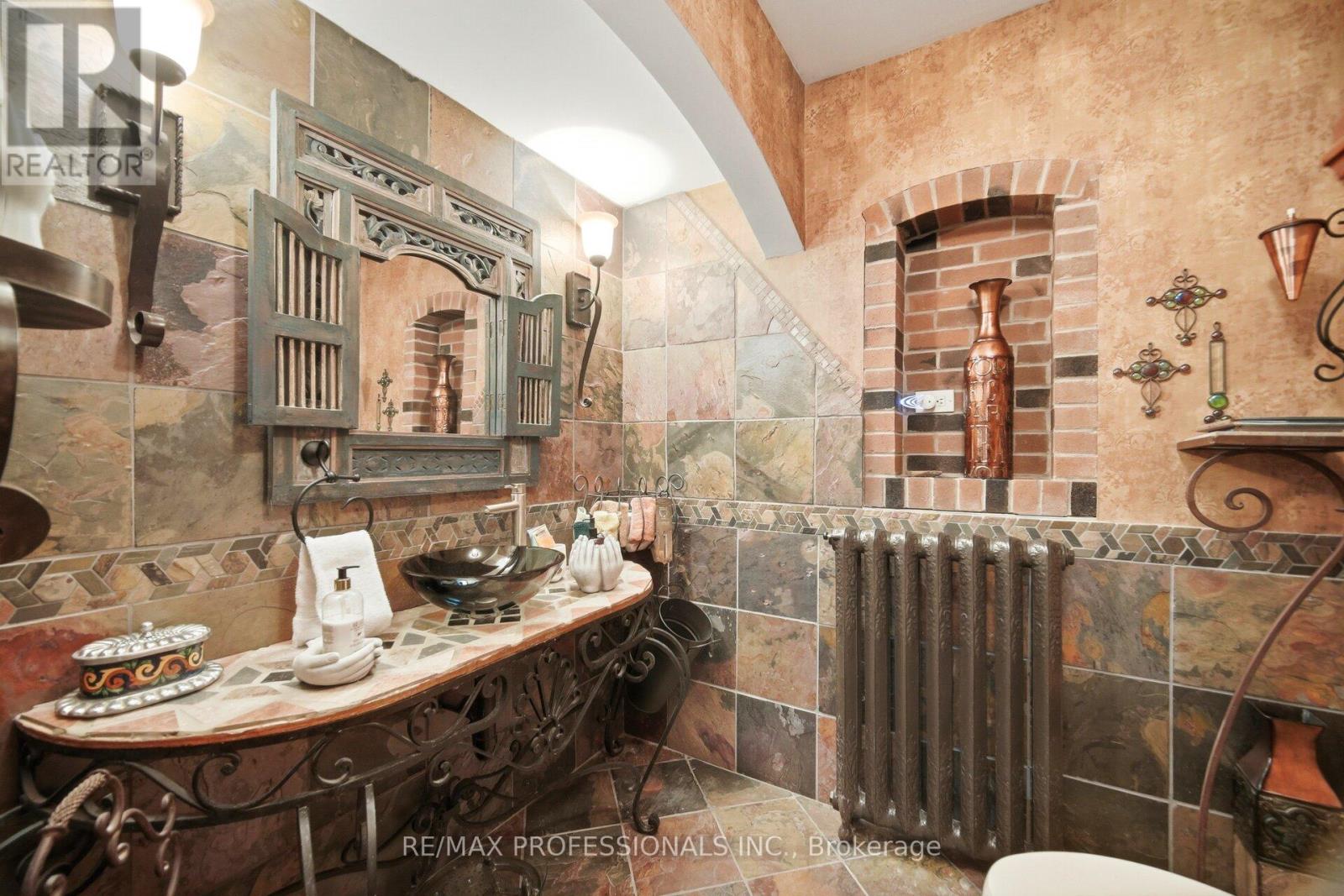 1114 Kipling Avenue, Toronto, Ontario  M9B 3M5 - Photo 21 - W13656620