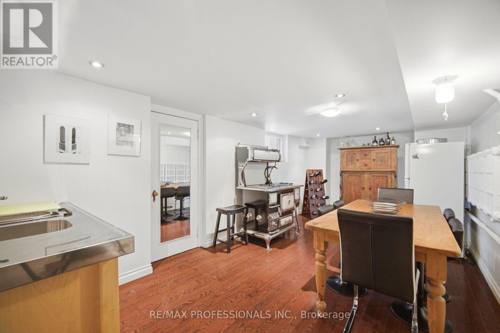 1114 Kipling Avenue, Toronto, Ontario  M9B 3M5 - Photo 35 - W13656620