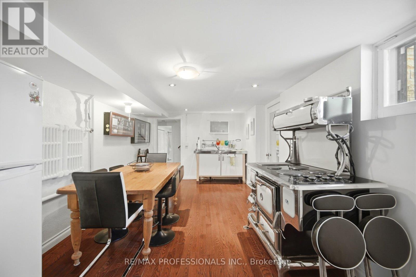 1114 Kipling Avenue, Toronto, Ontario  M9B 3M5 - Photo 36 - W13656620