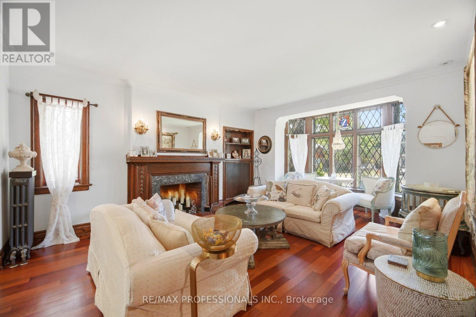 1114 Kipling Avenue, Toronto, Ontario  M9B 3M5 - Photo 6 - W13656620