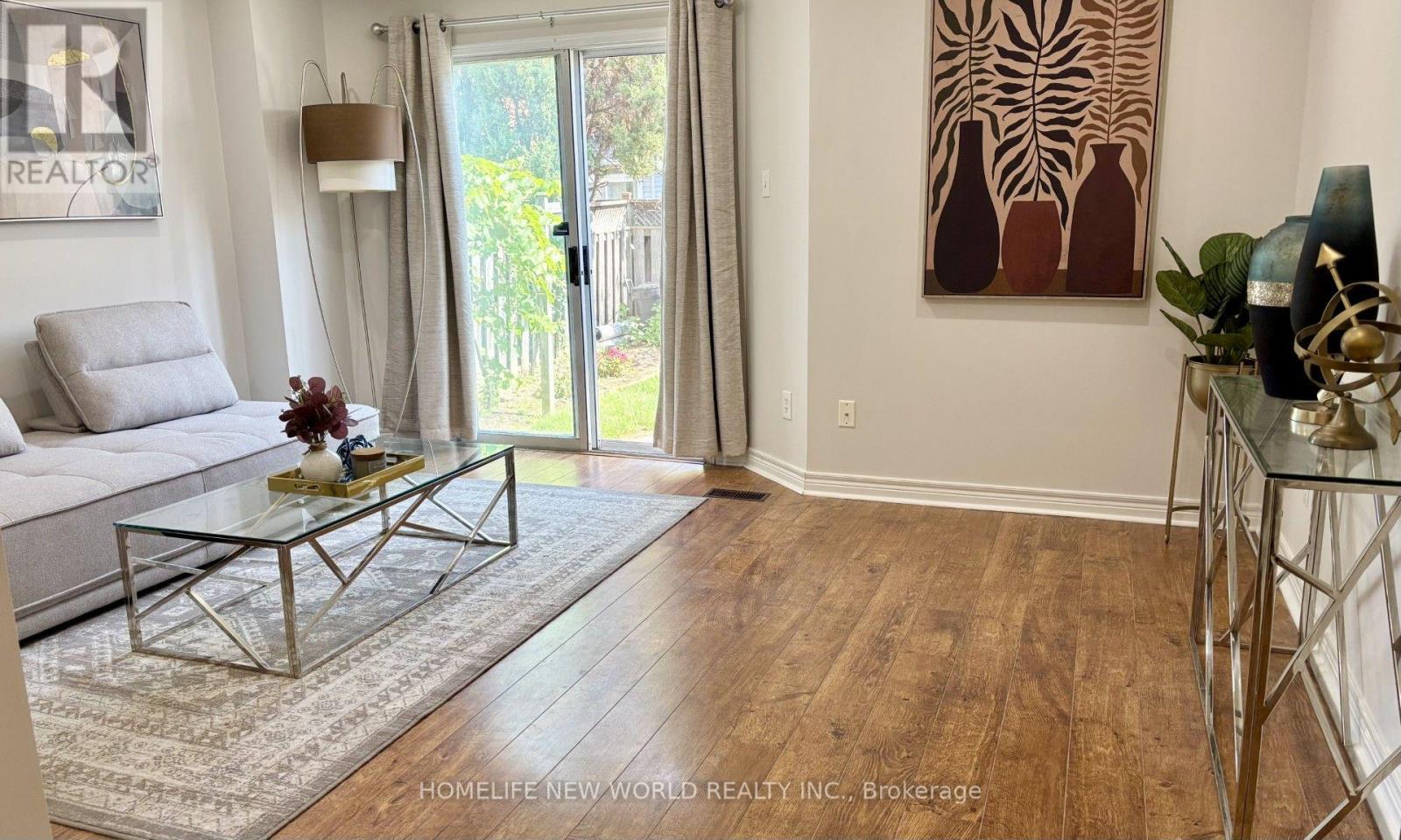 5666 Cortina Crescent, Mississauga, Ontario  L4Z 3R4 - Photo 4 - W13656628