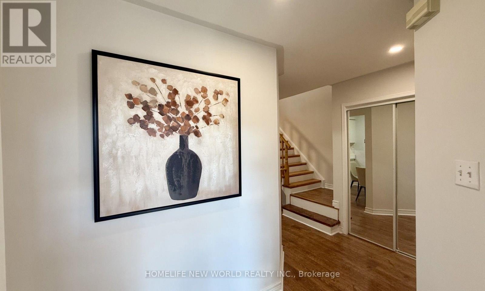 5666 Cortina Crescent, Mississauga, Ontario  L4Z 3R4 - Photo 9 - W13656628
