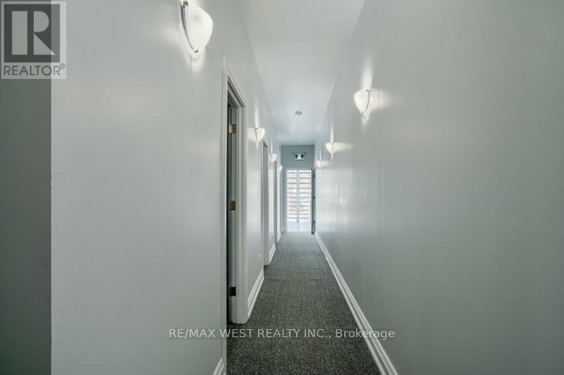 Main Fl - 2360 Bloor Street W, Toronto, Ontario  M6S 1P3 - Photo 10 - W13656660