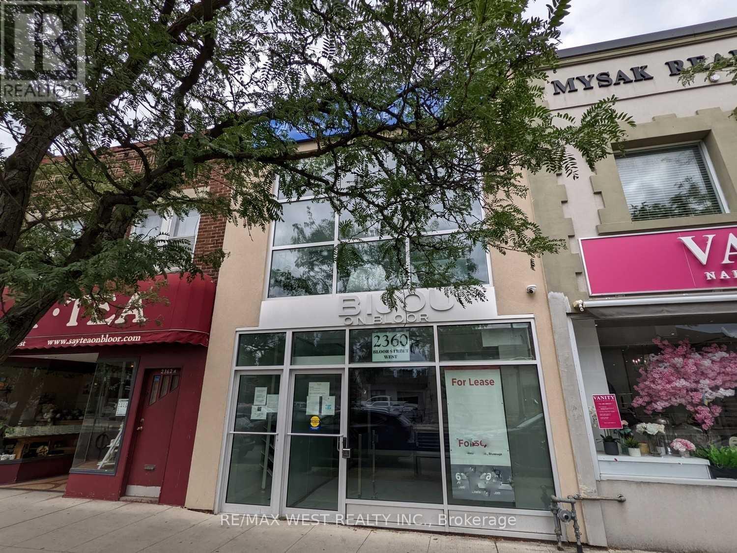 Main Fl - 2360 Bloor Street W, Toronto, Ontario  M6S 1P3 - Photo 2 - W13656660