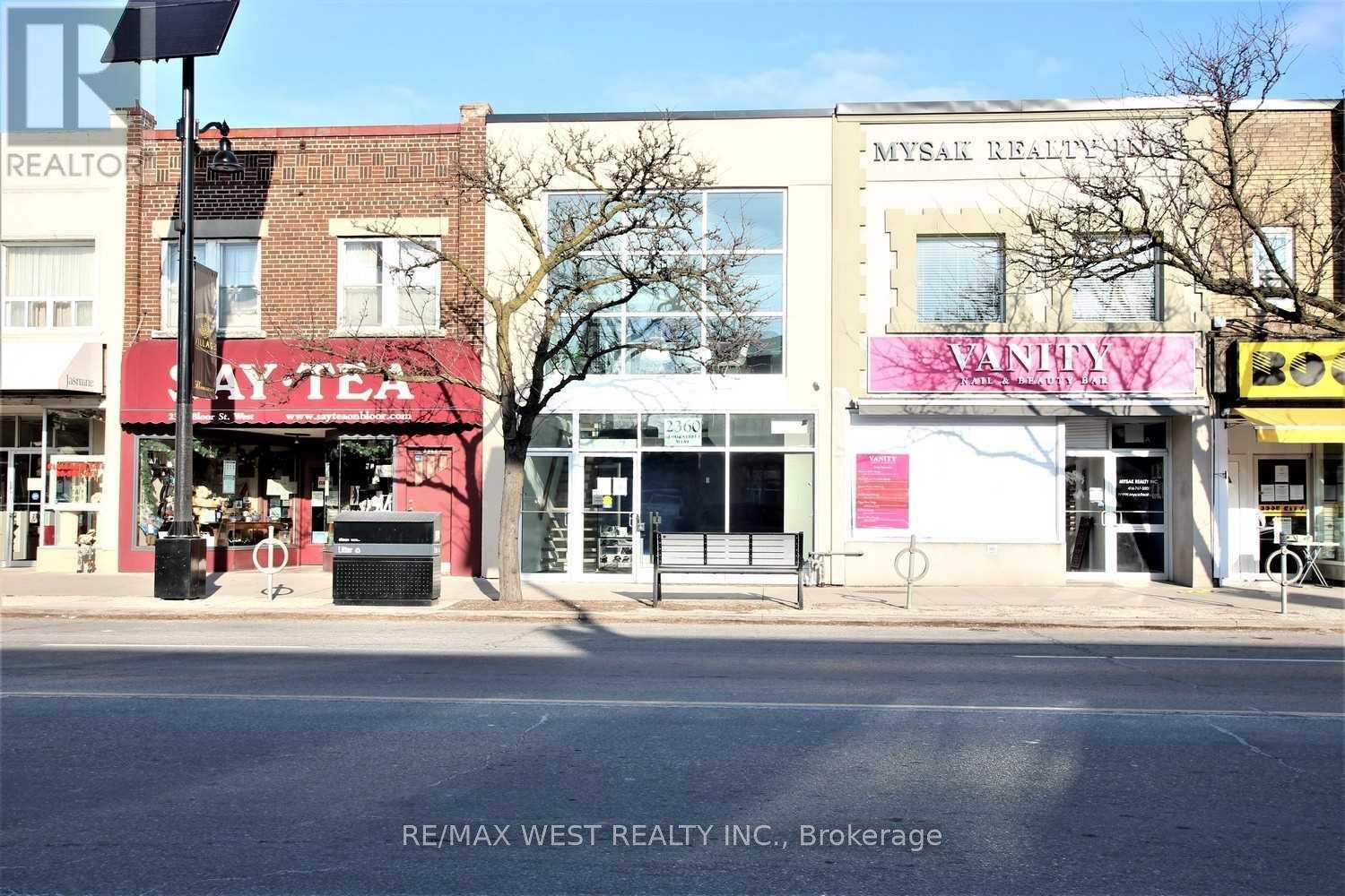 Main Fl - 2360 Bloor Street W, Toronto, Ontario  M6S 1P3 - Photo 3 - W13656660