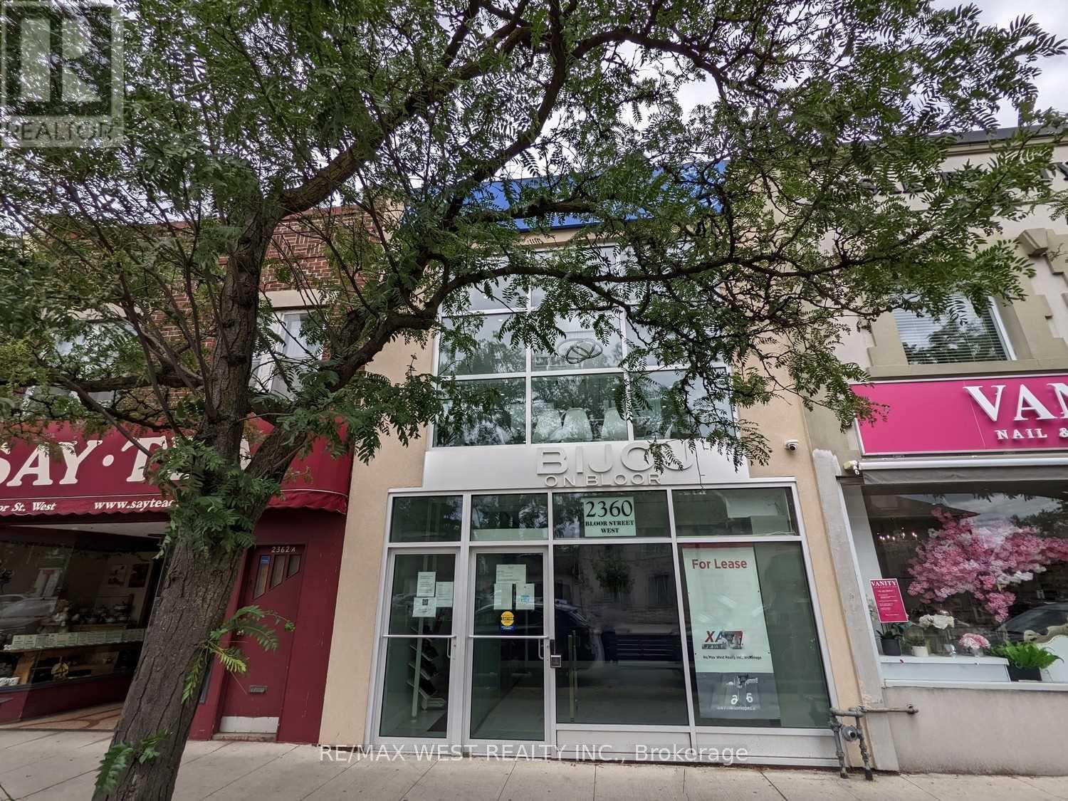 Main Fl - 2360 Bloor Street W, Toronto, Ontario  M6S 1P3 - Photo 5 - W13656660