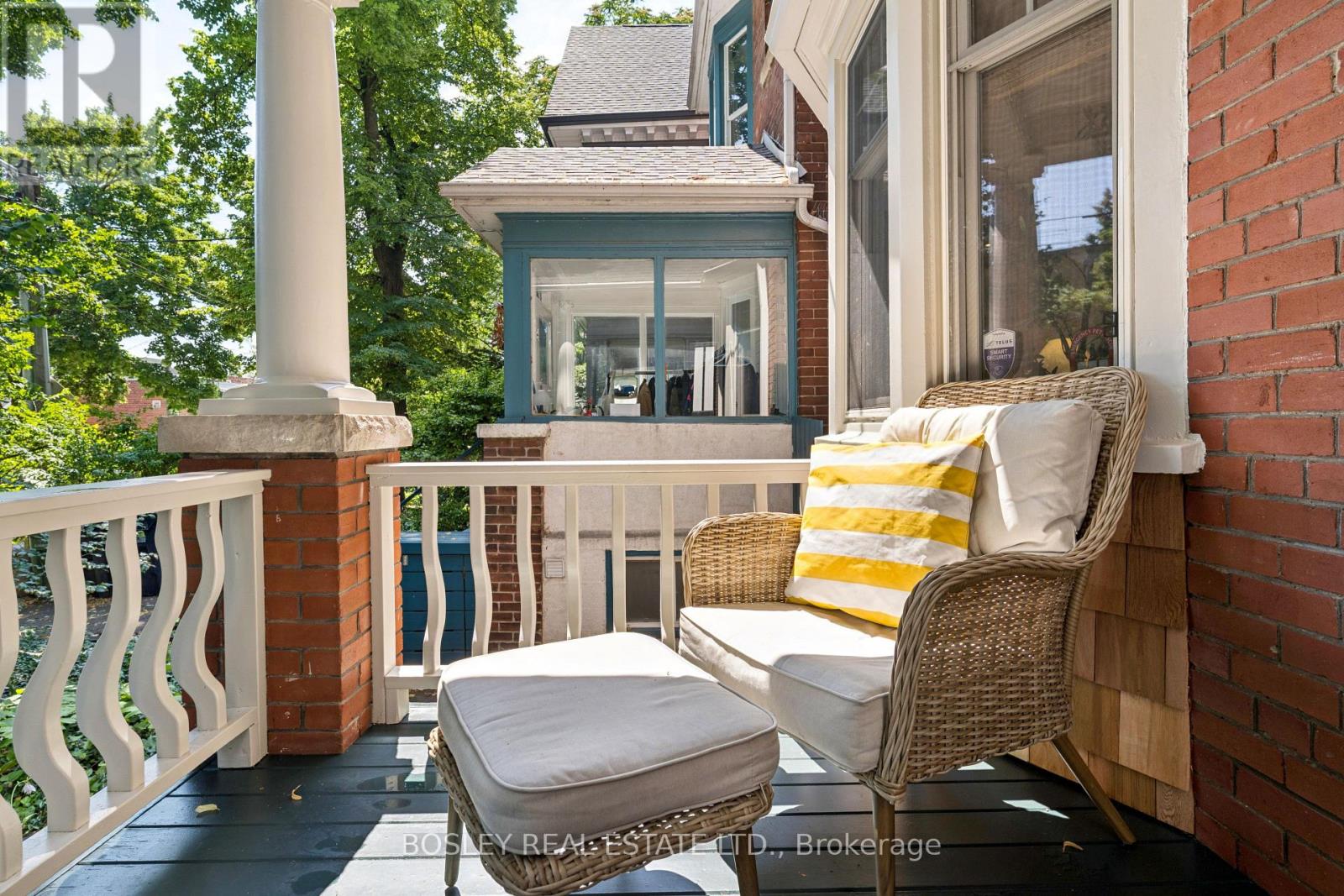 184 Wright Avenue, Toronto, Ontario  M6R 1L2 - Photo 3 - W13656694