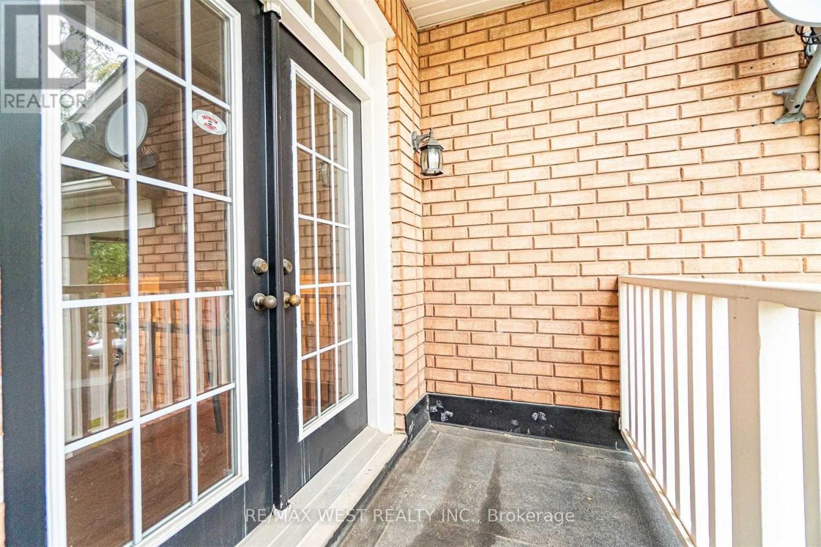 37 Charleswood Circle, Brampton, Ontario L7A 1Z1 - Photo 15 - W13656696