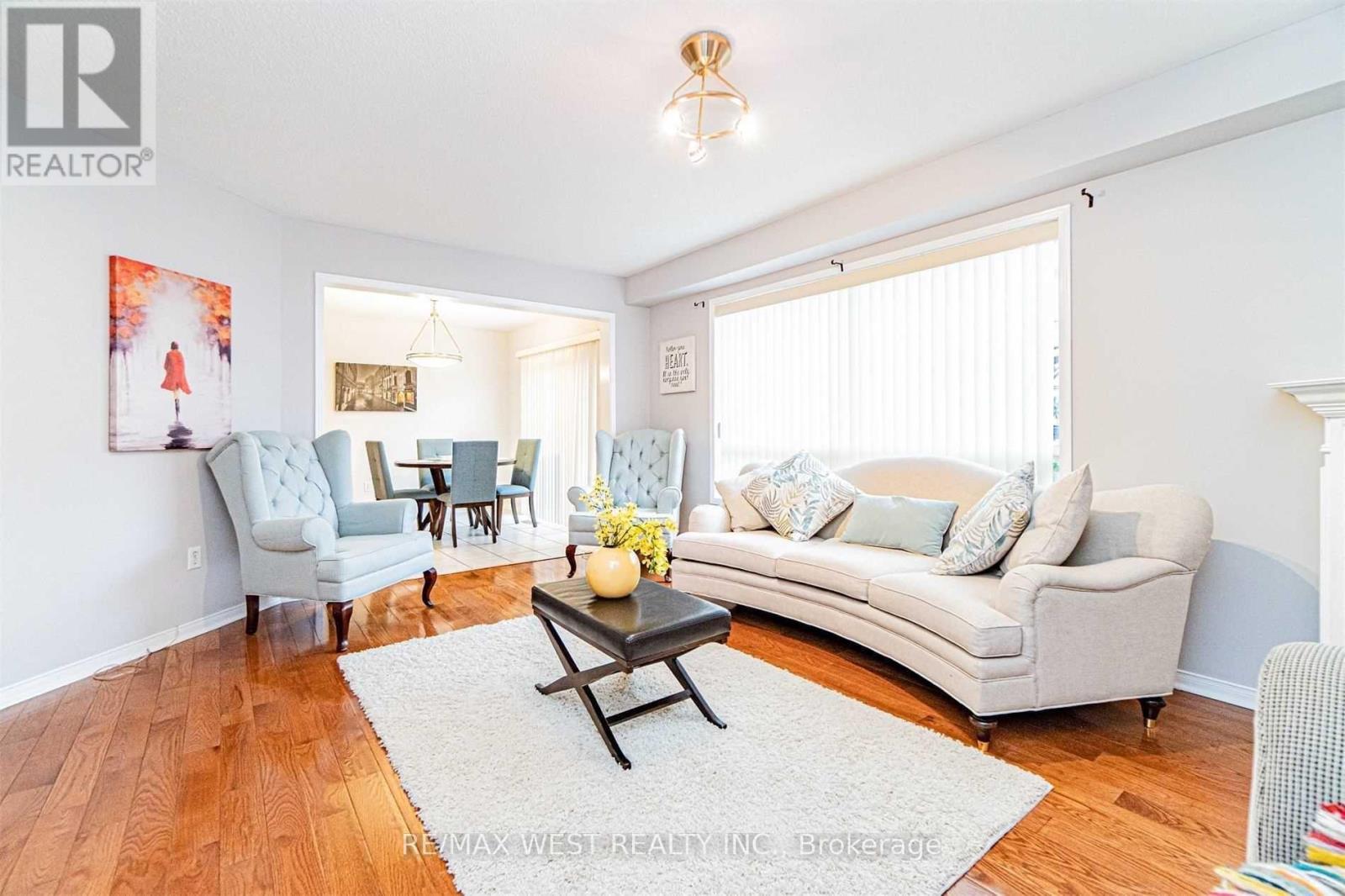 37 Charleswood Circle, Brampton, Ontario L7A 1Z1 - Photo 7 - W13656696
