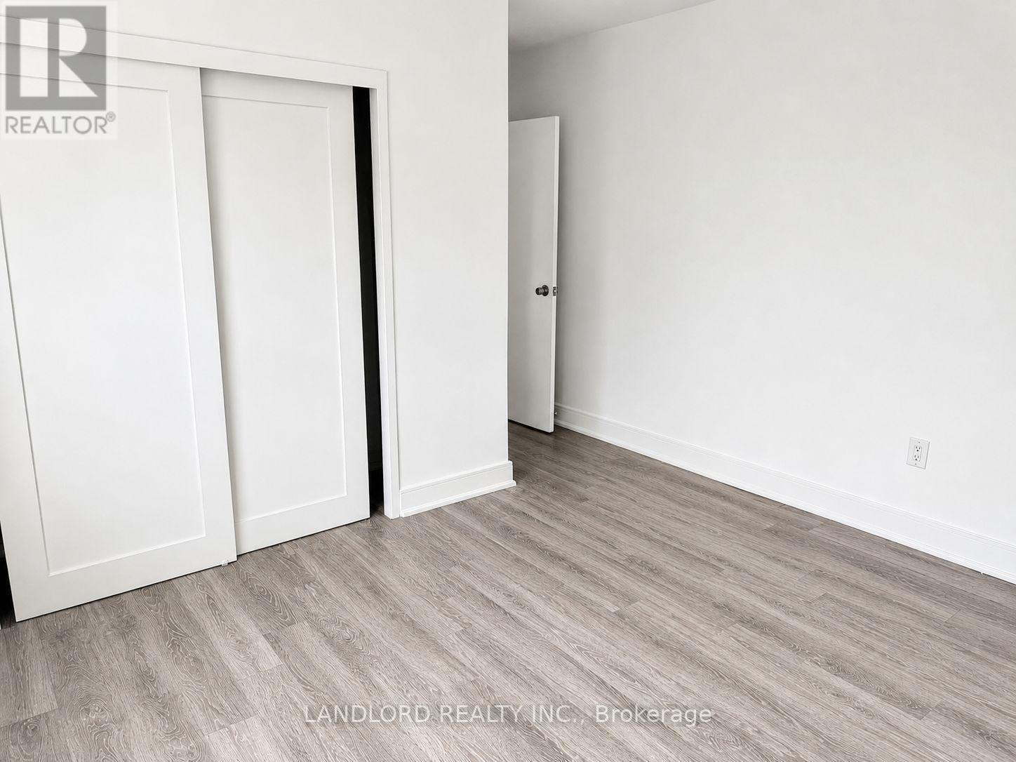 31 - 140 Springhurst Avenue, Toronto, Ontario M6K 1C1 - Photo 12 - W13652194