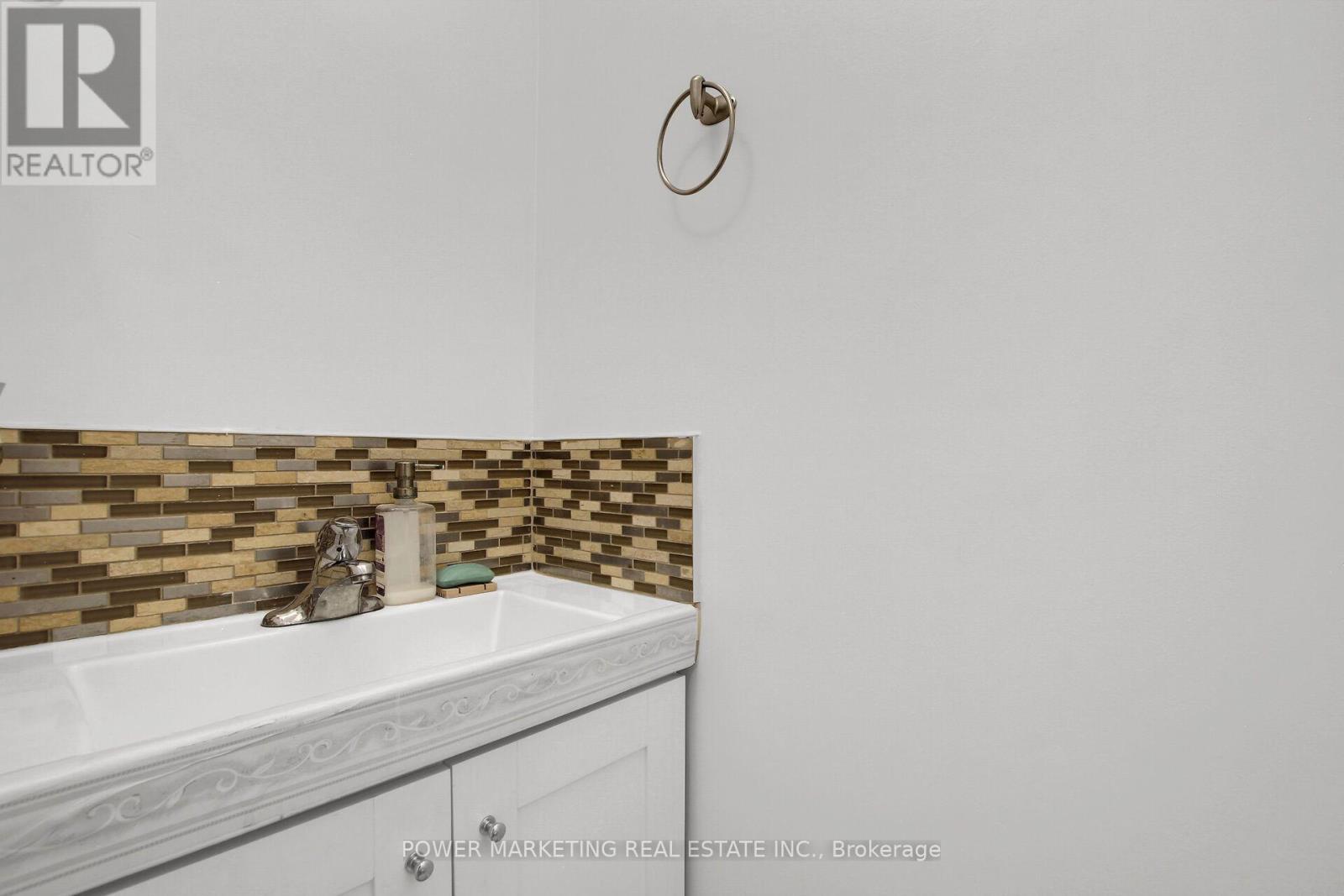 52 Jarlan Terrace, Ottawa, Ontario  K2L 3L3 - Photo 35 - X13552096