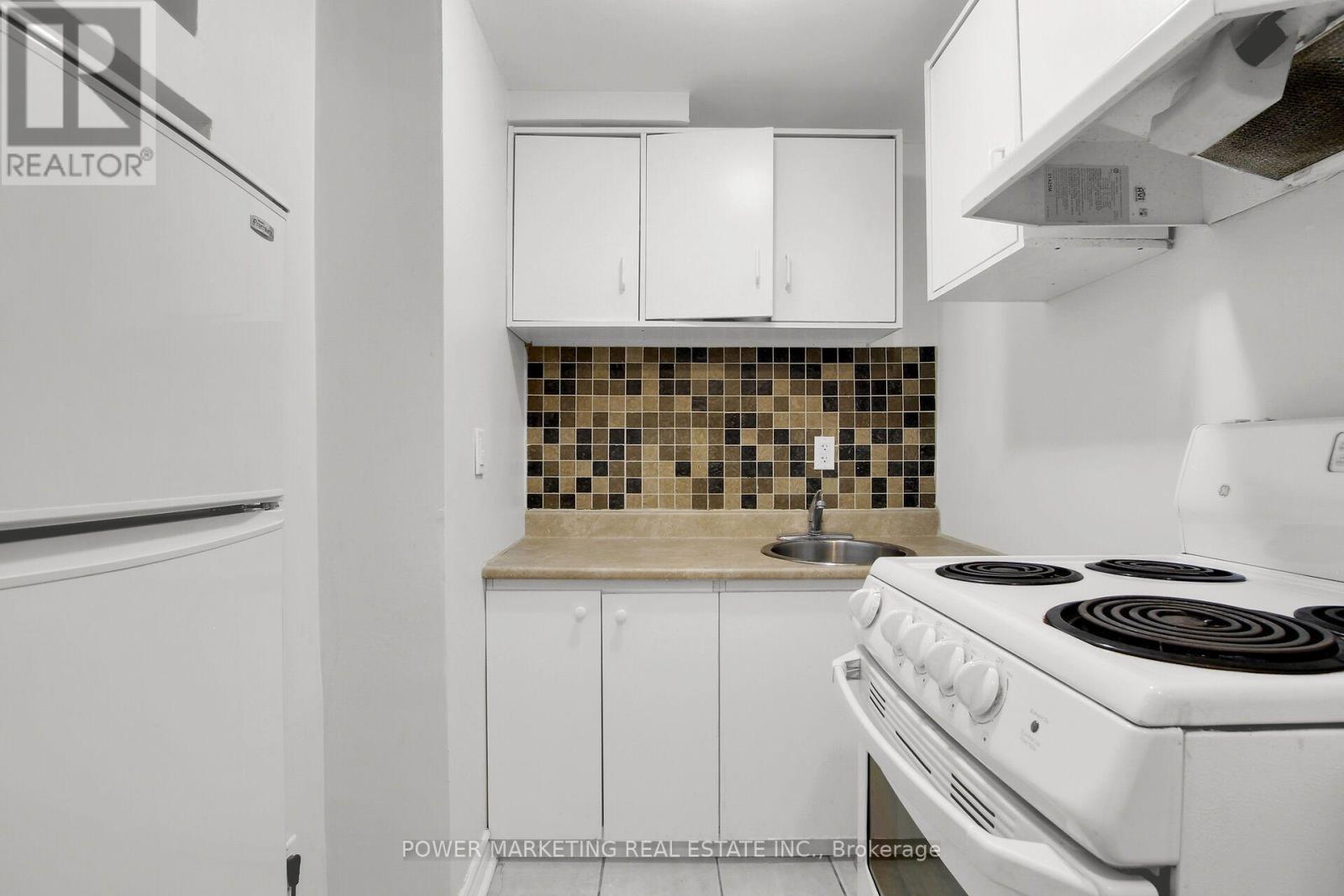 52 Jarlan Terrace, Ottawa, Ontario  K2L 3L3 - Photo 37 - X13552096