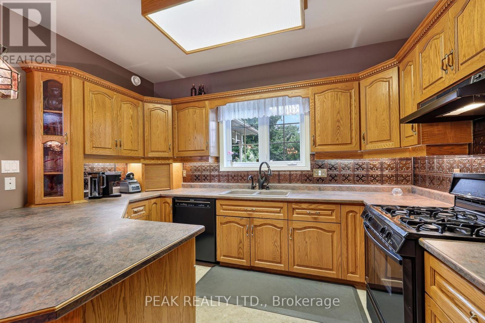 92 Shephard Place, Wilmot, Ontario  N3A 2E4 - Photo 9 - X13656504