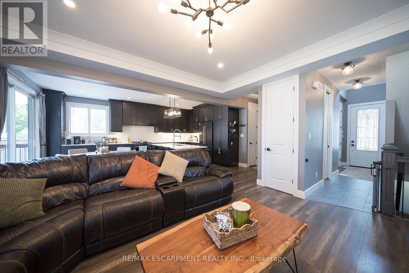166 King Street, Brant, Ontario  N0E 1A0 - Photo 11 - X13656506
