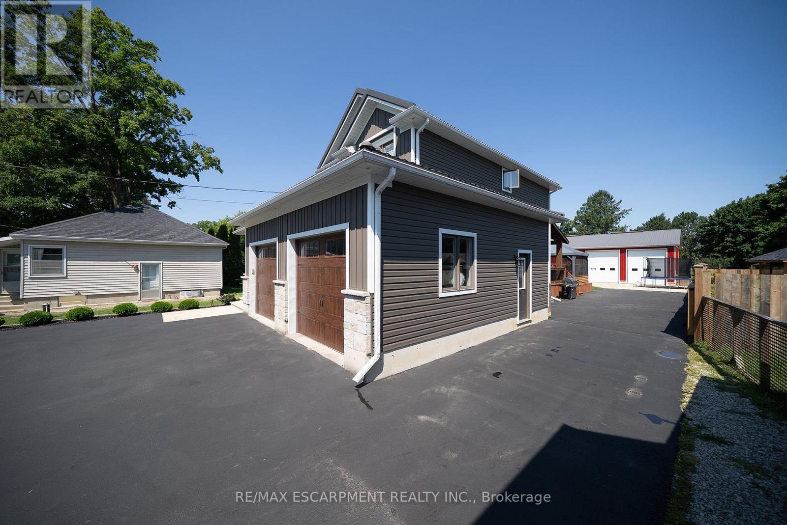166 King Street, Brant, Ontario  N0E 1A0 - Photo 4 - X13656506