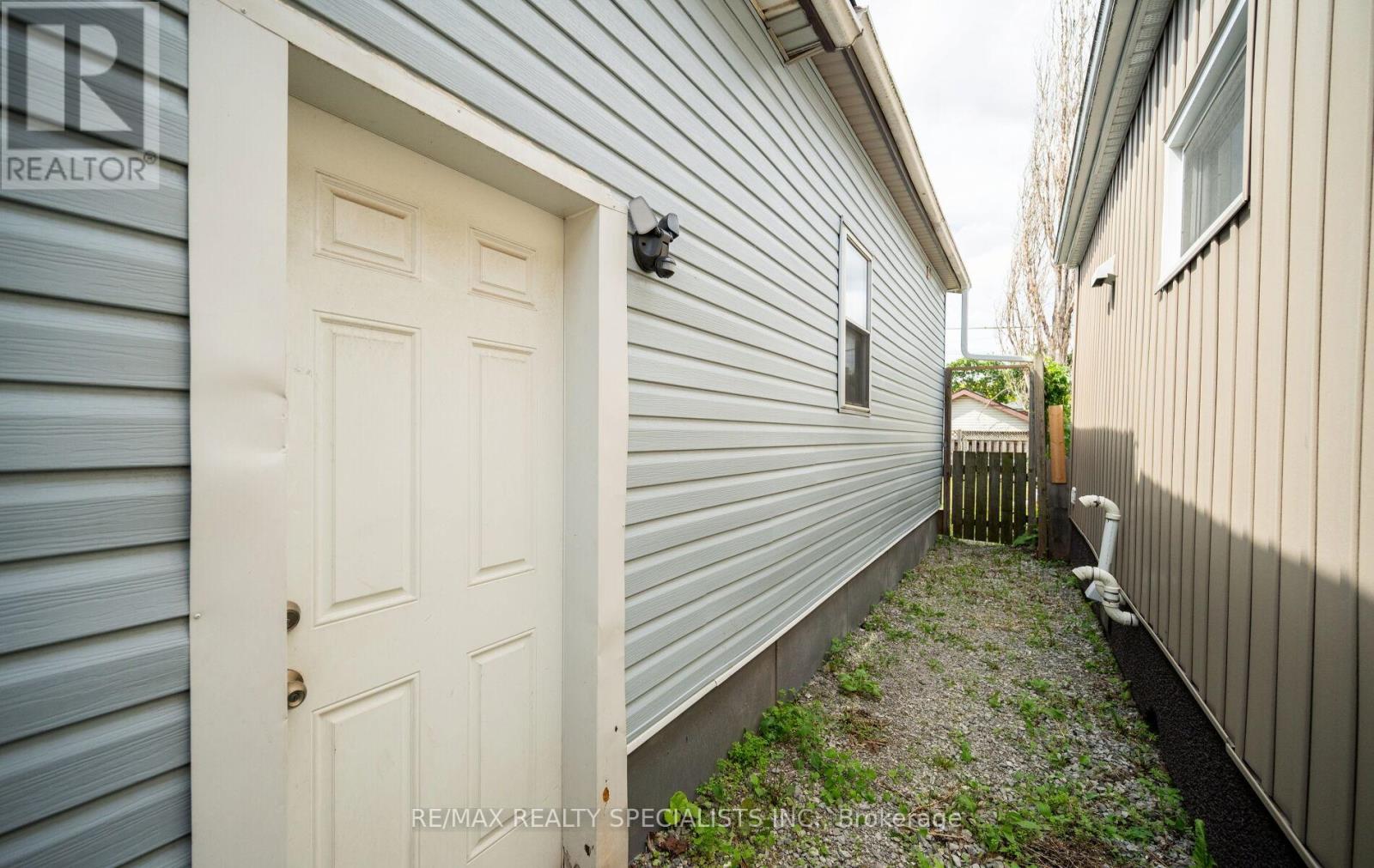 35 Britannia Avenue, Hamilton, Ontario  L8H 1W5 - Photo 24 - X13656614