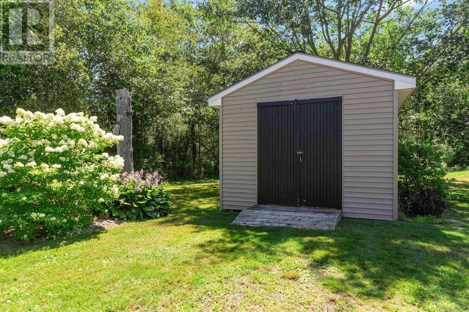 694 Main Street, Lawrencetown, Nova Scotia  B0S 1M0 - Photo 29 - 202619793