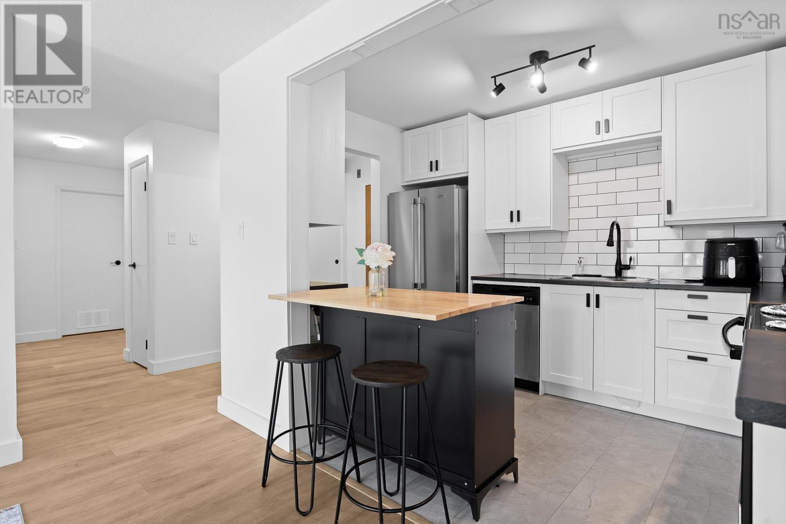 303 51 River Lane, Bedford, Nova Scotia  B4A 3Y8 - Photo 8 - 202619919