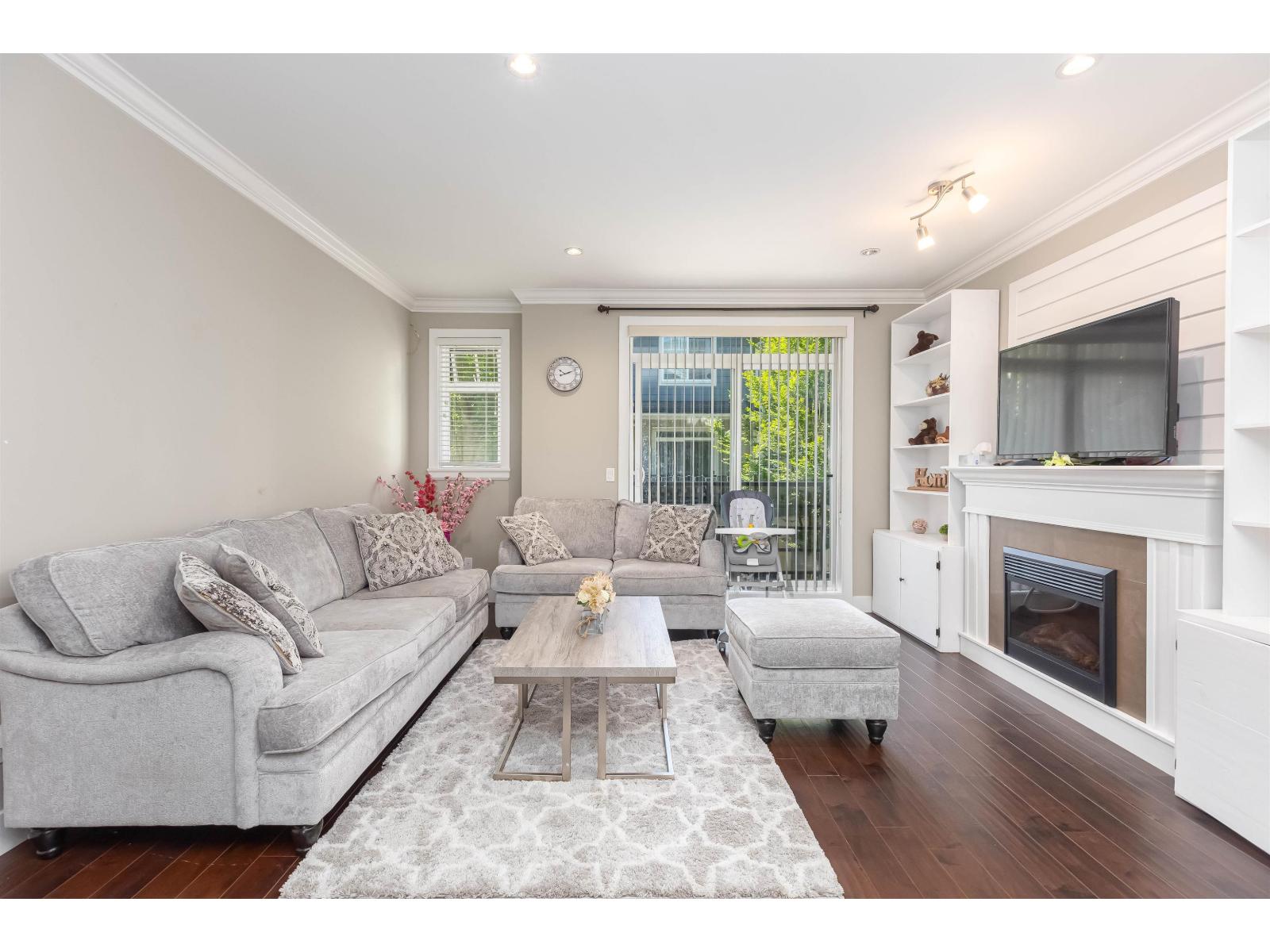 64 6383 140 Street, Surrey, British Columbia  V3W 0E9 - Photo 2 - R3154022