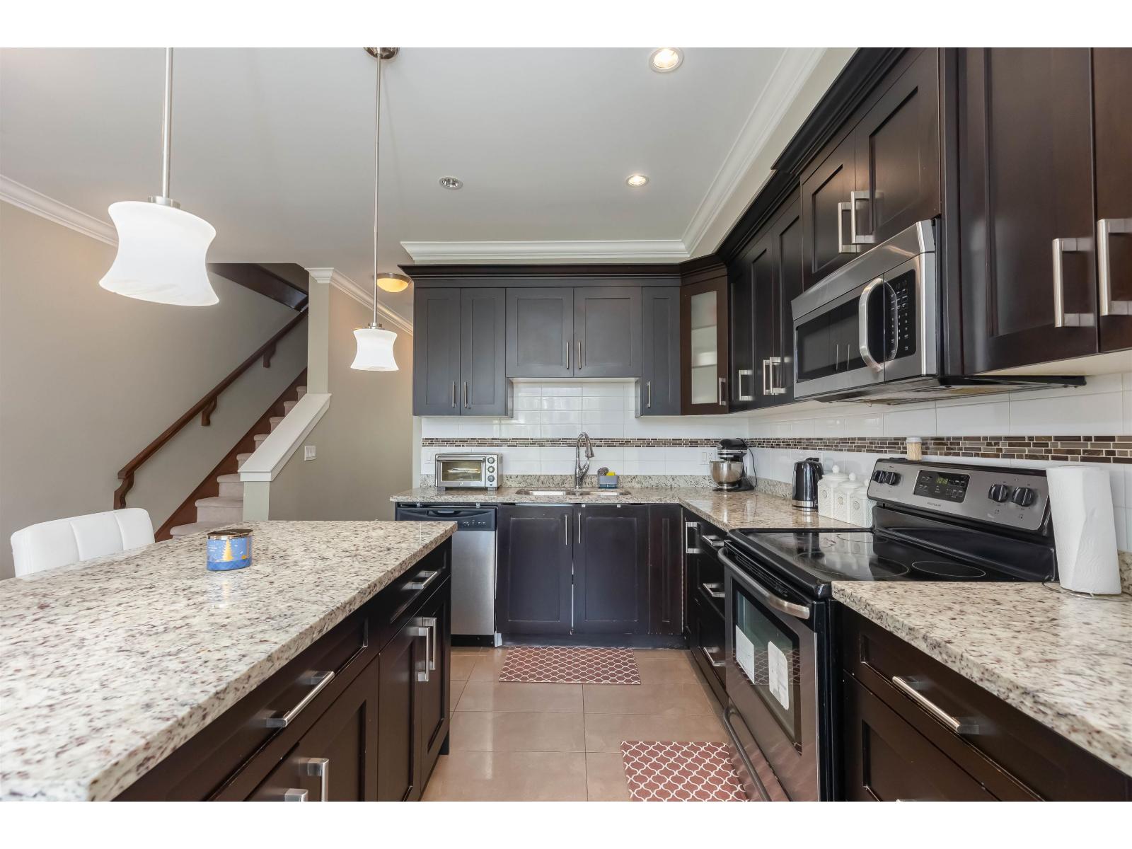 64 6383 140 Street, Surrey, British Columbia  V3W 0E9 - Photo 8 - R3154022