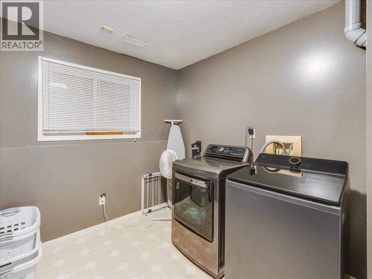 1328 Glendale Avenue, Salmo, British Columbia  V0G 1Z0 - Photo 29 - 10396699