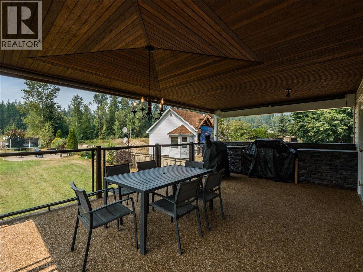 1328 Glendale Avenue, Salmo, British Columbia  V0G 1Z0 - Photo 50 - 10396699