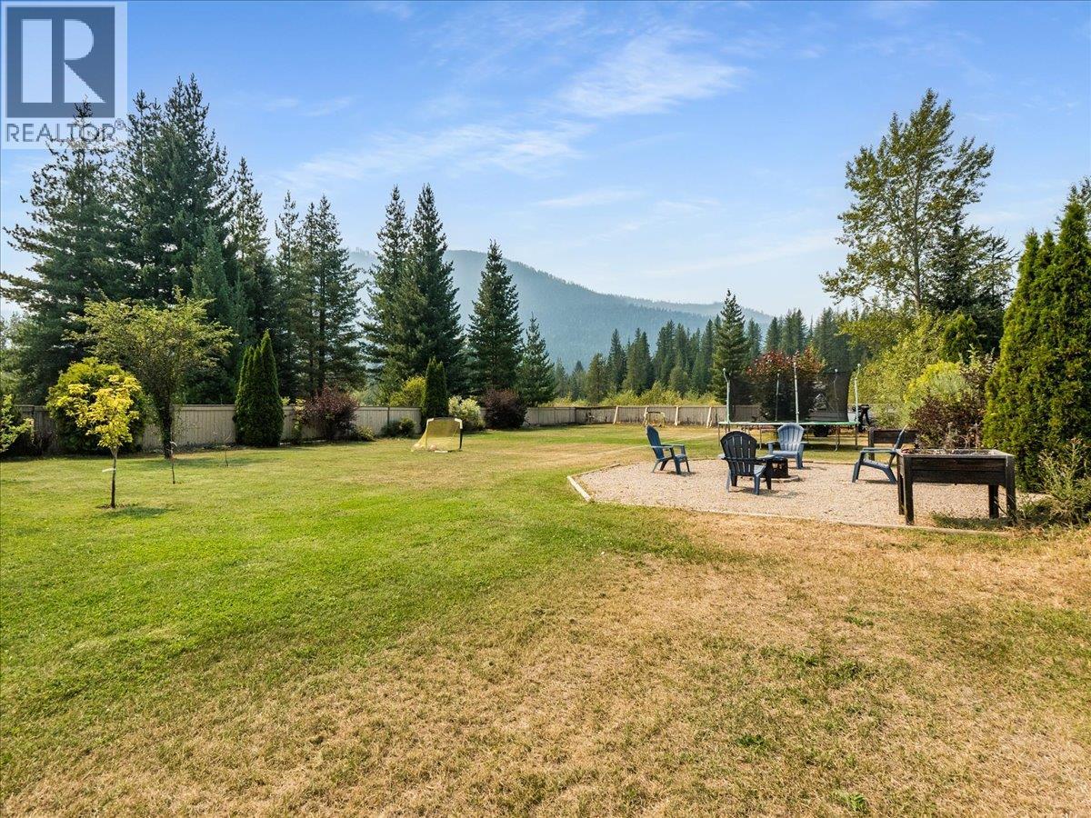 1328 Glendale Avenue, Salmo, British Columbia  V0G 1Z0 - Photo 61 - 10396699