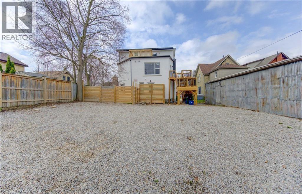 67 Louisa Street Unit# C, Kitchener, Ontario  N2H 5L9 - Photo 9 - 40834223