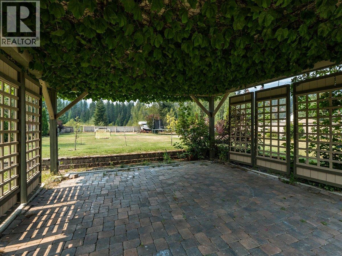 1328 Glendale Avenue, Salmo, British Columbia  V0G 1Z0 - Photo 56 - 10396699
