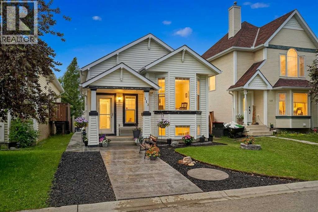 113 Mt Lorette Place SE, Calgary, Alberta
