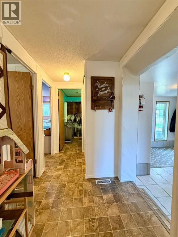 10701 102 Ave, La Crete, Alberta  T0H 2H0 - Photo 27 - A2320183
