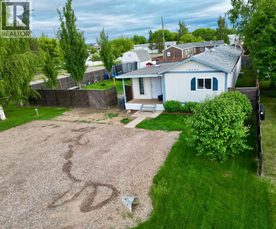 10701 102 Ave, La Crete, Alberta  T0H 2H0 - Photo 6 - A2320183