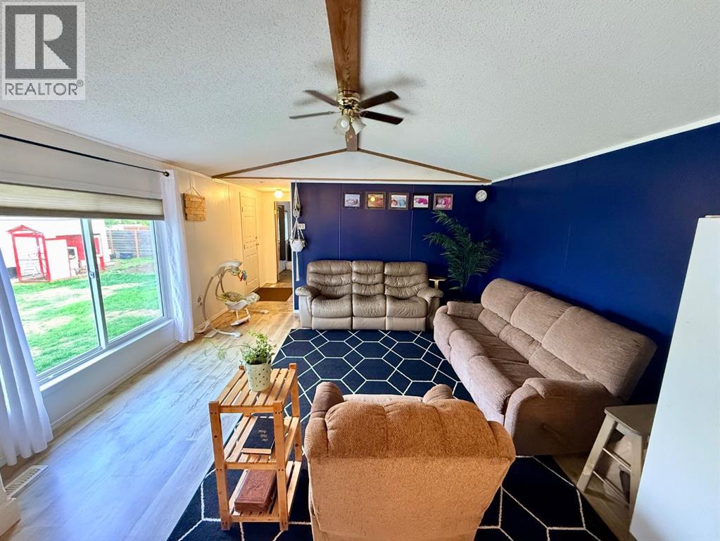 10701 102 Ave, La Crete, Alberta  T0H 2H0 - Photo 18 - A2320183