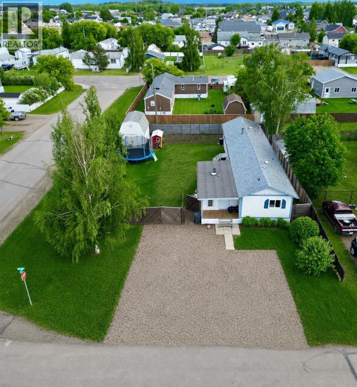 10701 102 Ave, La Crete, Alberta