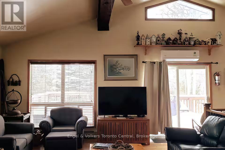 209860 Highway 26, Blue Mountains, Ontario  L9Y 0L1 - Photo 11 - X12931490