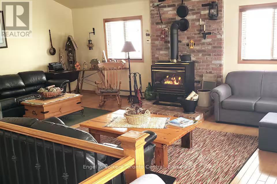 209860 Highway 26, Blue Mountains, Ontario  L9Y 0L1 - Photo 10 - X12931490