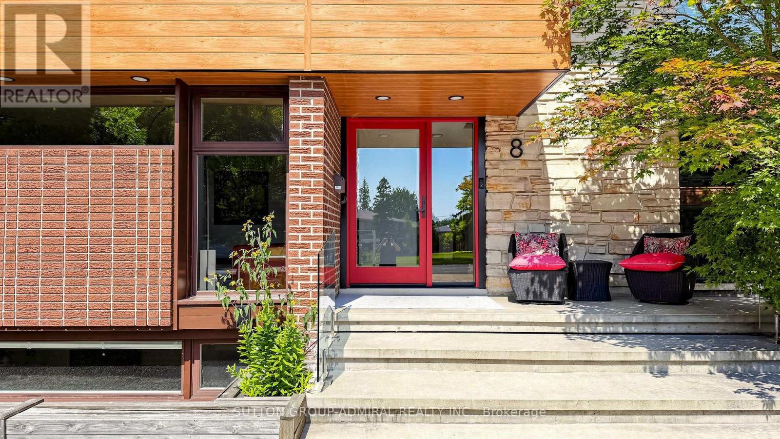 8 Foxdale Court, Toronto, Ontario  M2K 2P2 - Photo 2 - C13419416